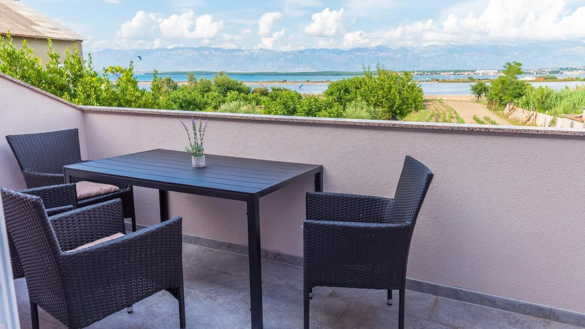 Apartman Sonia Nin Apartment