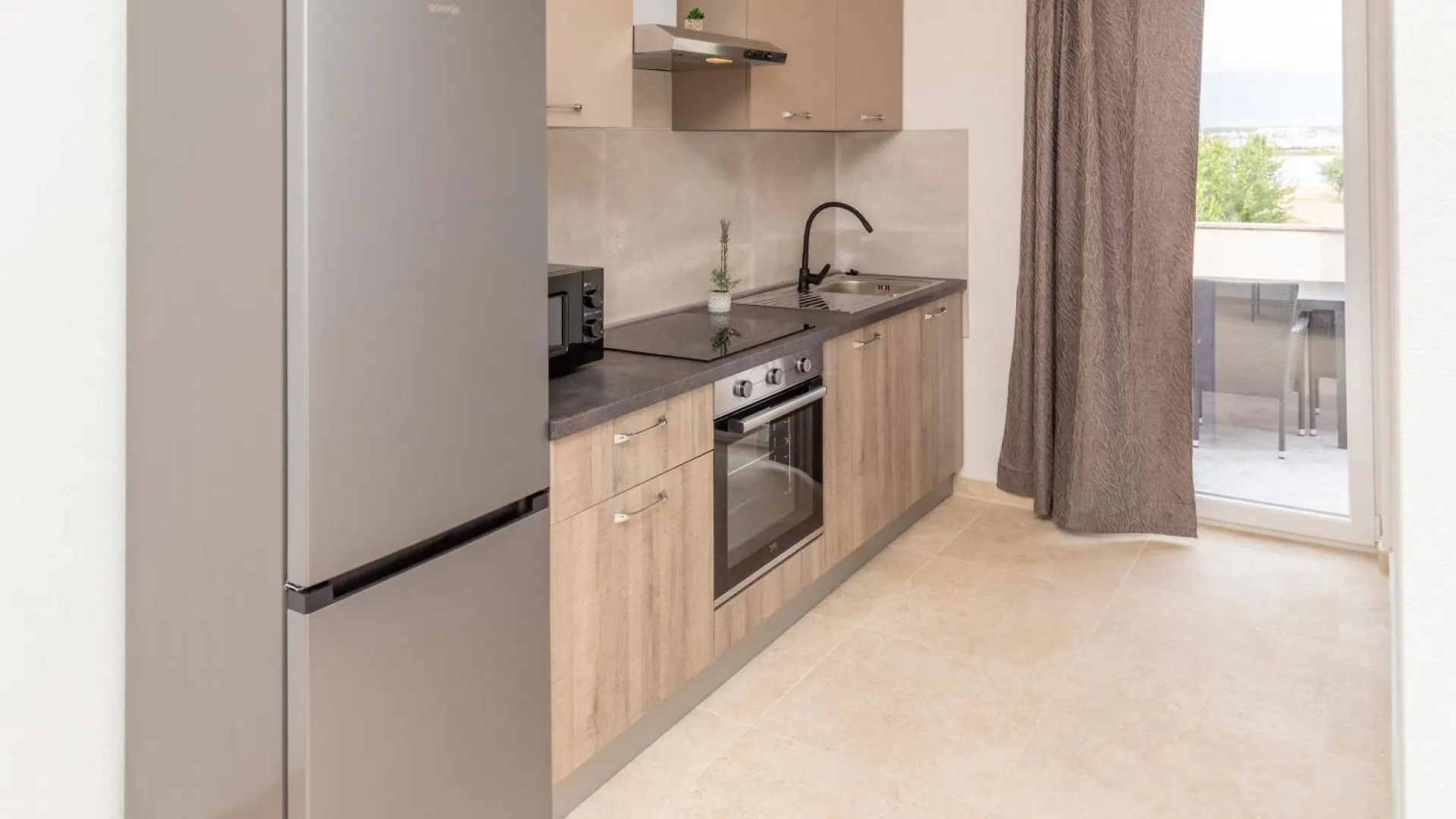 Apartman Sonia Nin Apartment